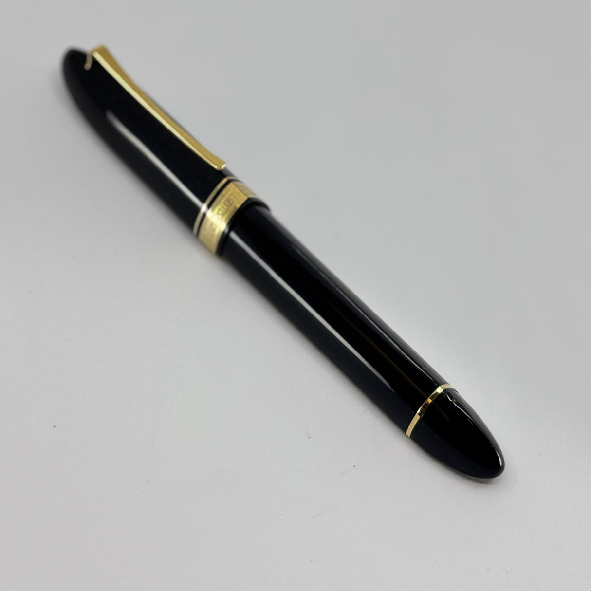 The ORIGINAL-LARGEST SIZE!! OMAS Dark Blue/Black #360 Oversized Triangulated Fountain Pen - Medium 18kt Gold Nib