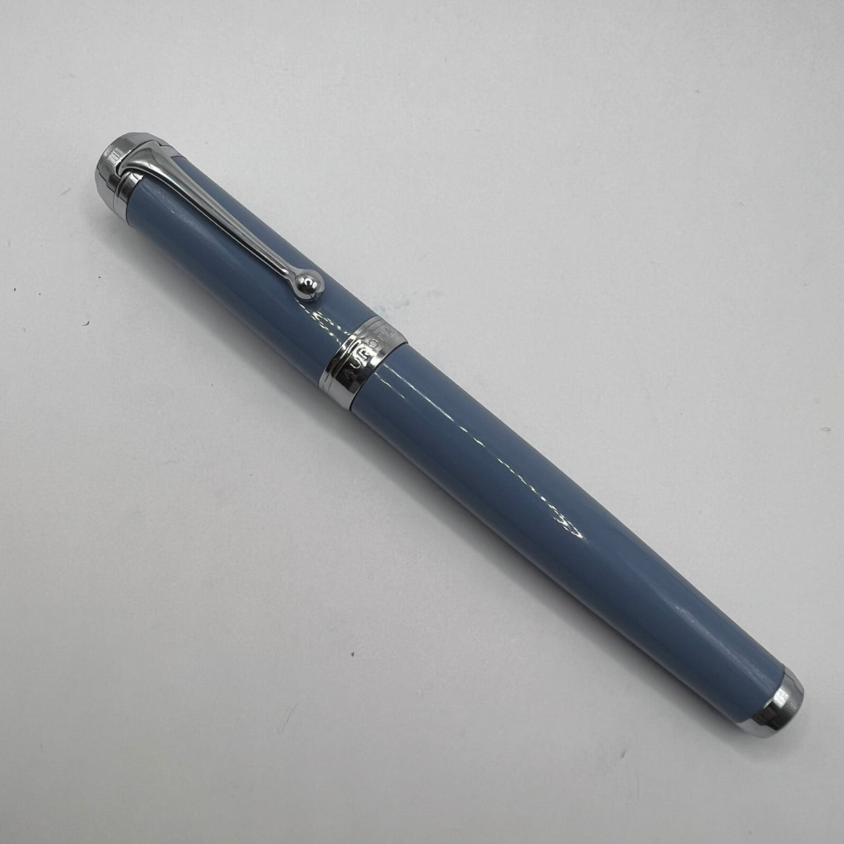 Aurora Celestial Blue Talentum Fountain Pen - Medium 14kt Gold Nib