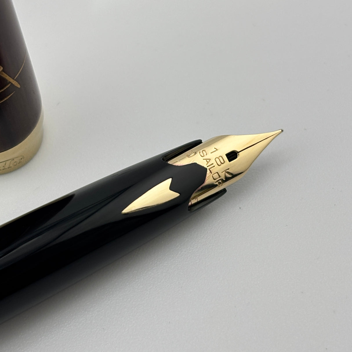 Sailor Kaga Taga Maki-e Oshidori Mandarin Duck Ebony Rosewood Fountain Pen - Extremely Rare !