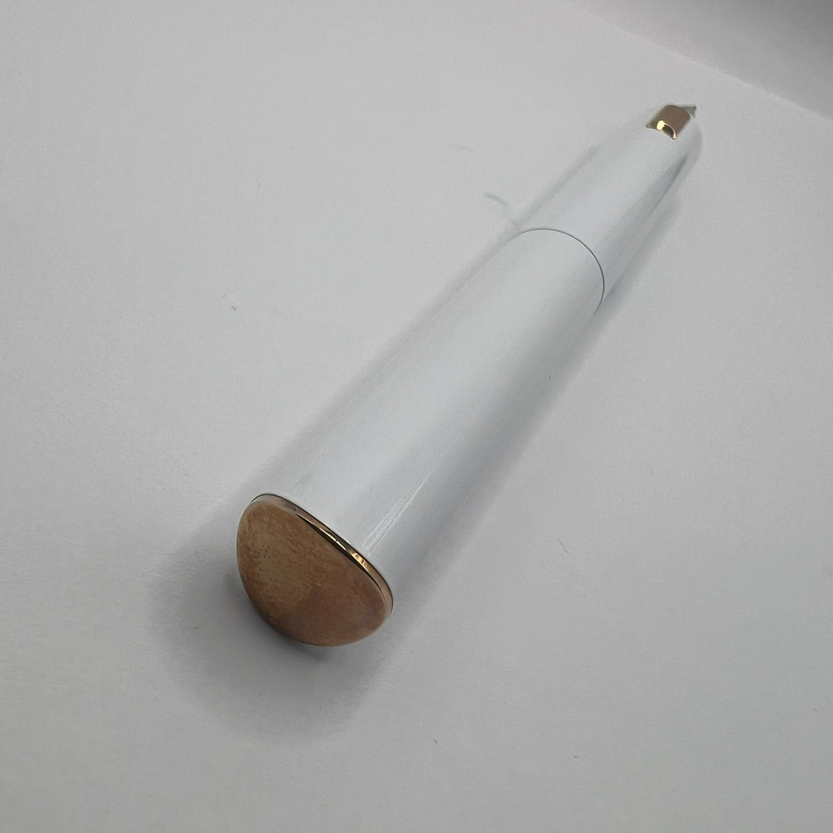 Lamy Dialog CC White Lacquered Retractable Nib Fountain Pen - Broad 14kt Gold Nib