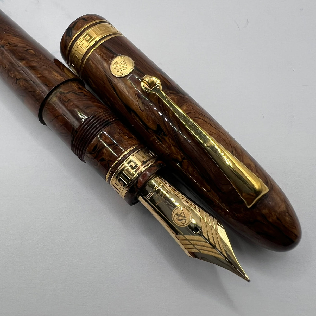 ASC (Armando Simoni Club) Ogiva Oversized Extra Art Nouveau Burl Celluloid Fountain Pen Ltd Ed - Medium Magic Flex #8 Size 18kt Gold Nib