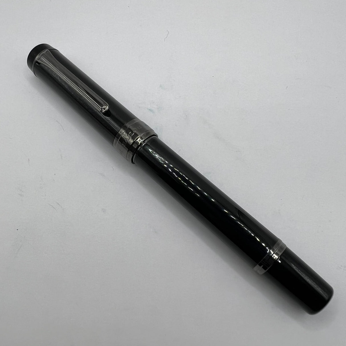 Sailor Cylint Black Stainless Steel Fountain Pen - Fine 21kt Gold Nib
