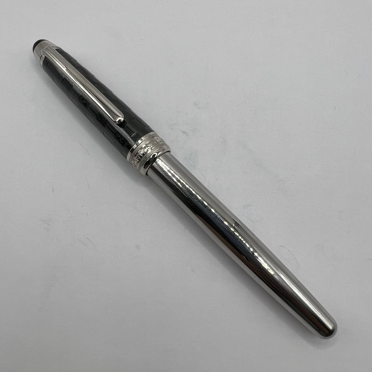 Montblanc Solitaire Ceramic Black Prisma Classique #145 Fountain Pen - Fine 14kt Gold Nib
