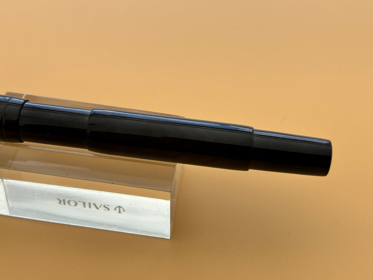 Waterman 12 SF Sleeve Filler Black Hard rubber - Fountain Pen