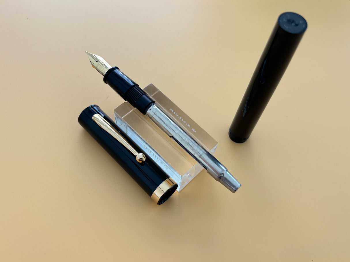 Sheaffer " Le Black Pen " circa 1990 New condition and boxed - Fountain Pen