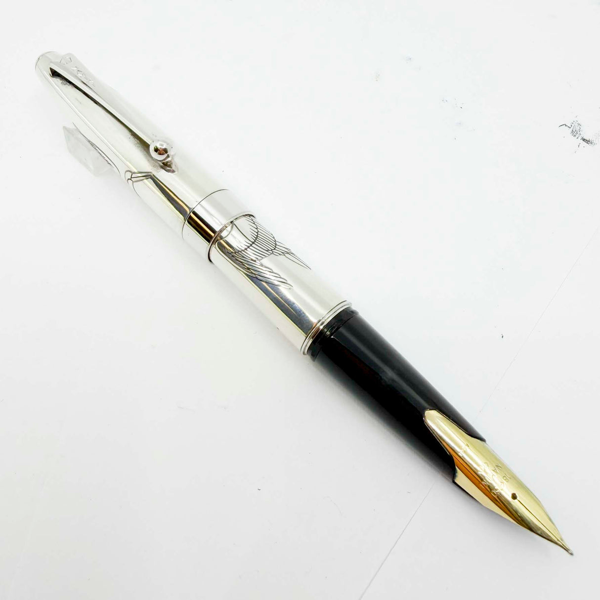 Pilot-Namiki Sterling Silver Crane Fountain Pen - Medium 18kt Gold Nib