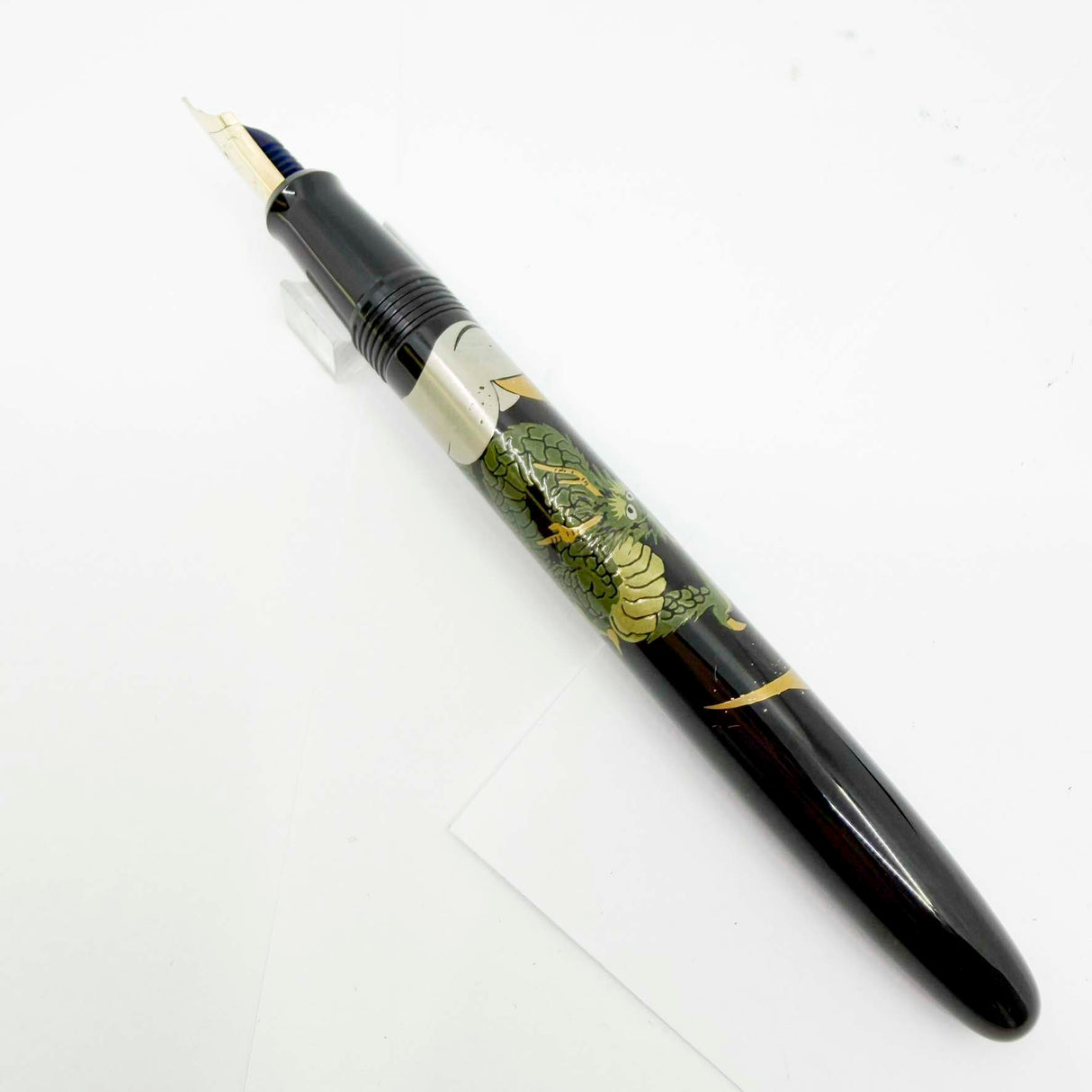Namiki Nippon Art Dragon with Cumulus Fountain Pen - Medium 14kt Gold Nib