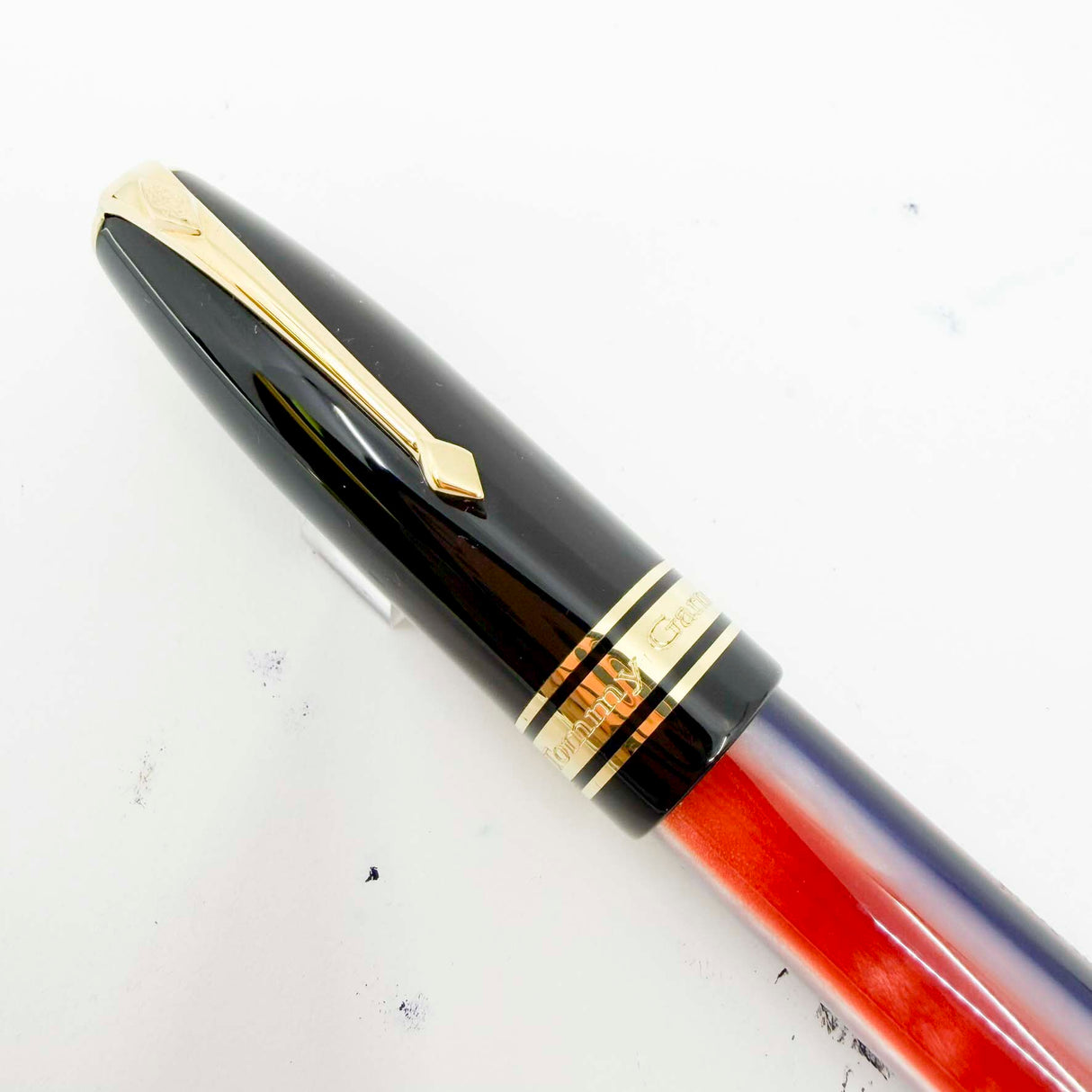 Conway Stewart "The Garner 100" Patriot Striped Barrel Limited Edition Fountain Pen - Medium 18kt Gold Nib