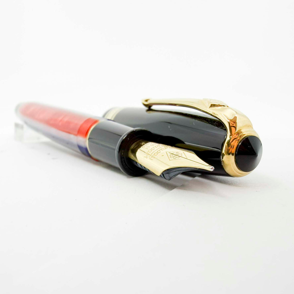 Conway Stewart "The Garner 100" Patriot Striped Barrel Limited Edition Fountain Pen - Medium 18kt Gold Nib
