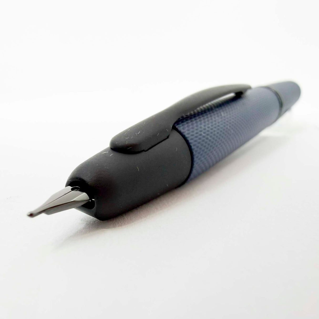 Pilot Vanishing Point Link Midnight 2025 Limited Edition Fountain Pen - Medium 18kt Gold Nib