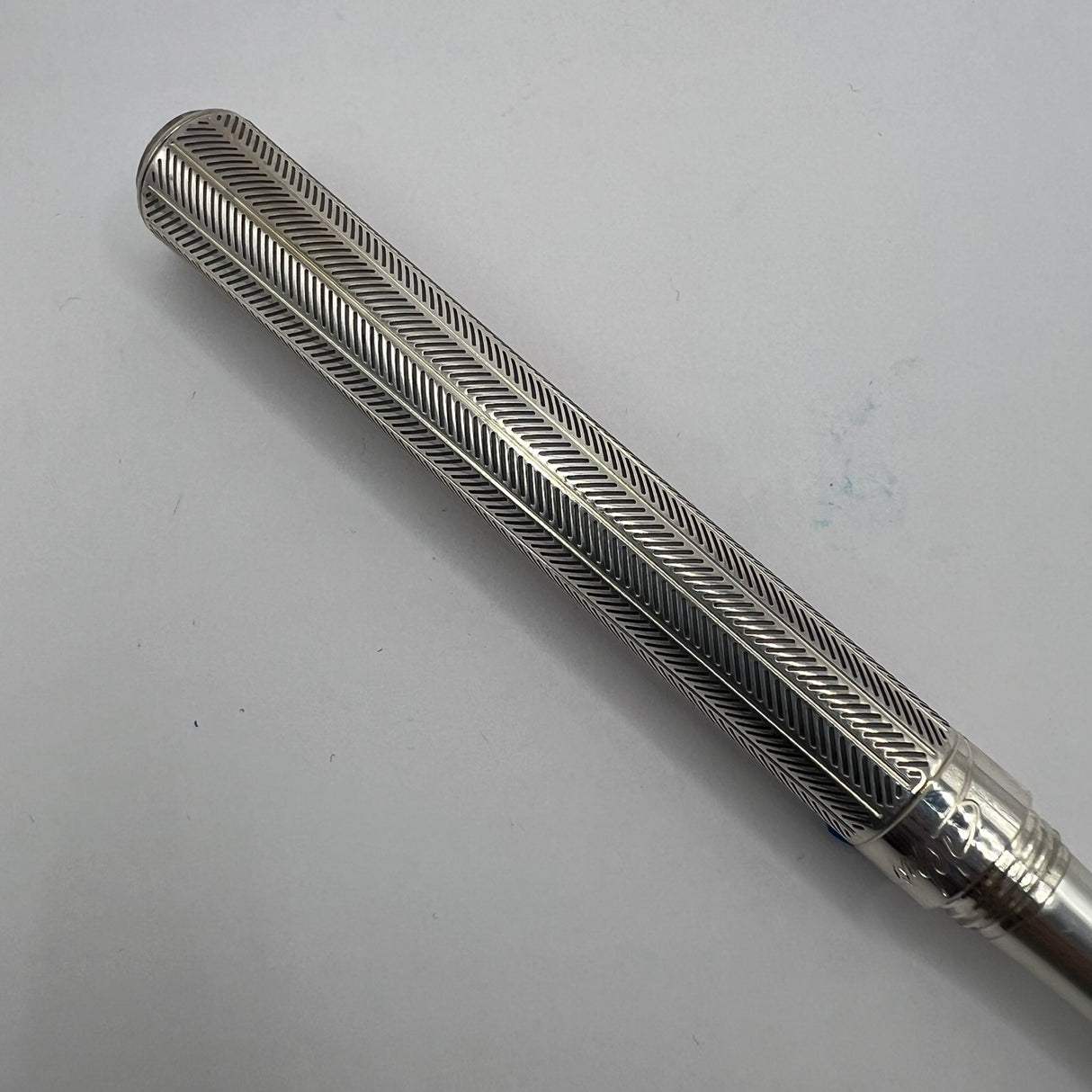 Montblanc Marlene Dietrich Sterling Silver & Diamond Limited Edition 1901 Fountain Pen - Medium 18kt Gold Nib