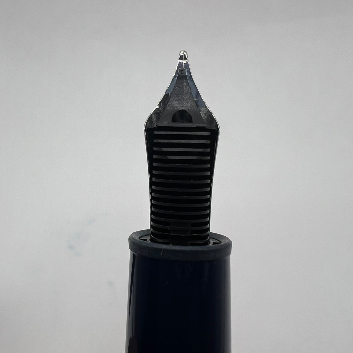 Montblanc Origin Blue #146 LeGrand Fountain Pen - Medium 18kt Gold Nib