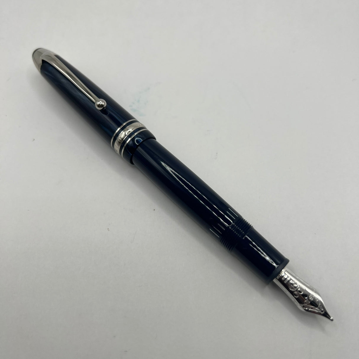 Montblanc Origin Blue #146 LeGrand Fountain Pen - Medium 18kt Gold Nib