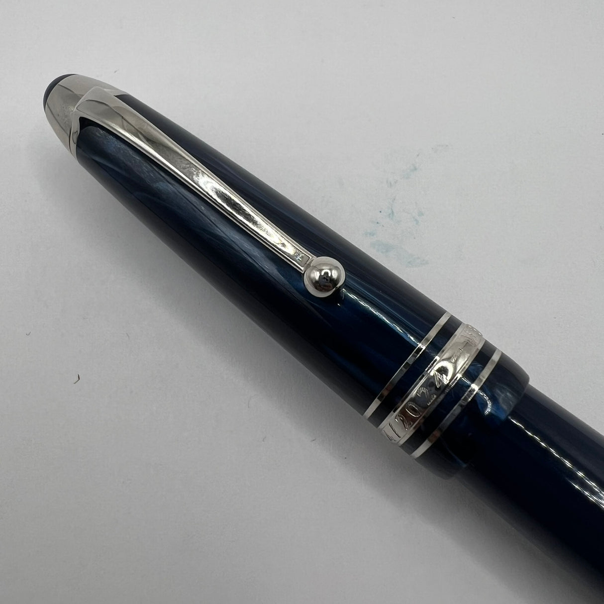 Montblanc Origin Blue #146 LeGrand Fountain Pen - Medium 18kt Gold Nib
