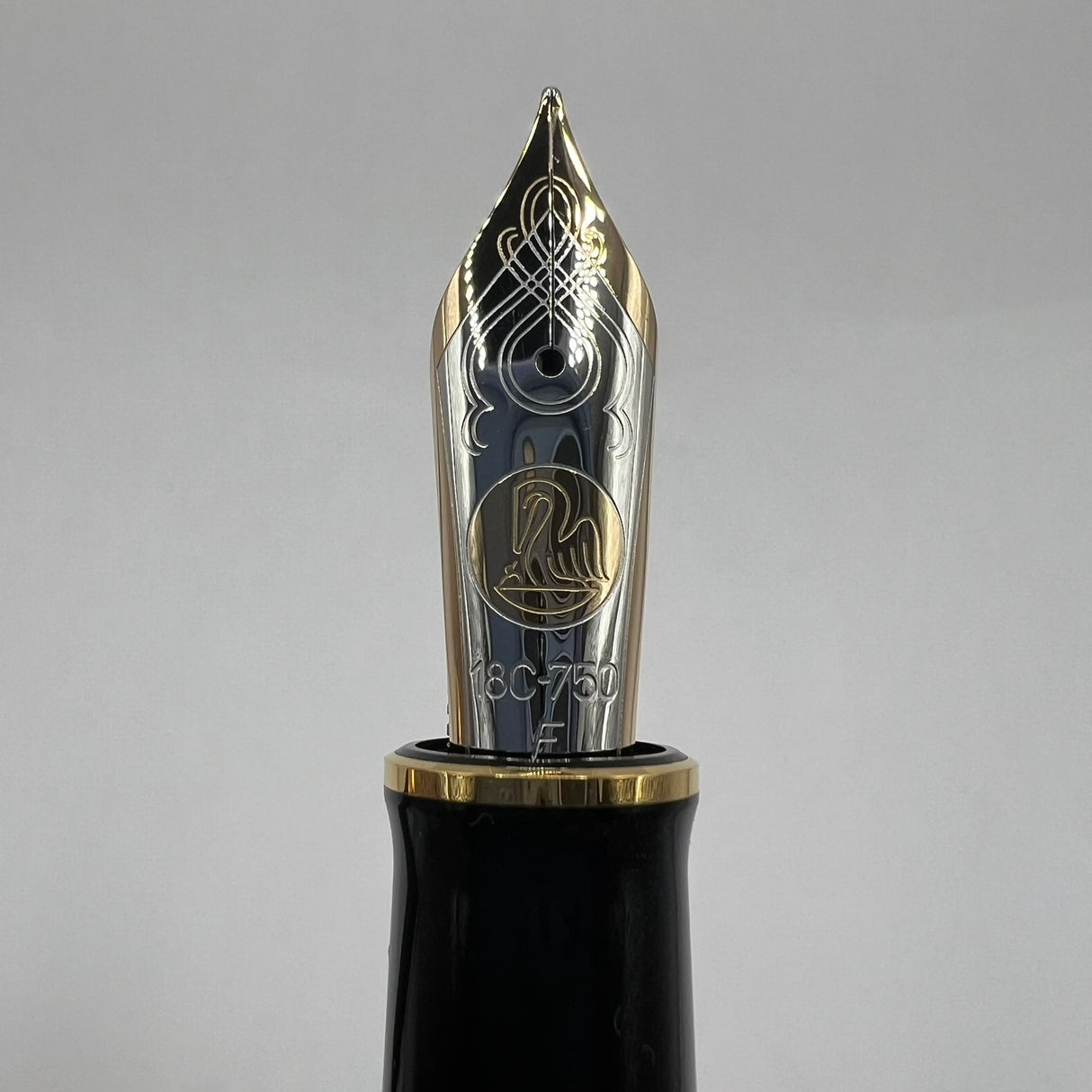 Pelikan Souveran Renaissance Brown M1000 Fountain Pen - Very Flexible Fine 18kt Gold Nib