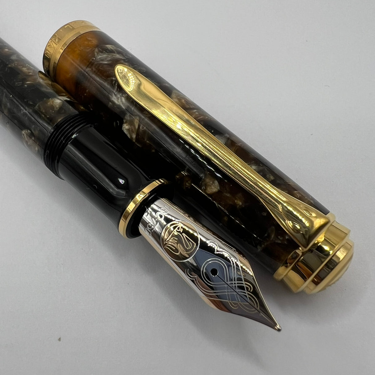 Pelikan Souveran Renaissance Brown M1000 Fountain Pen - Very Flexible Fine 18kt Gold Nib