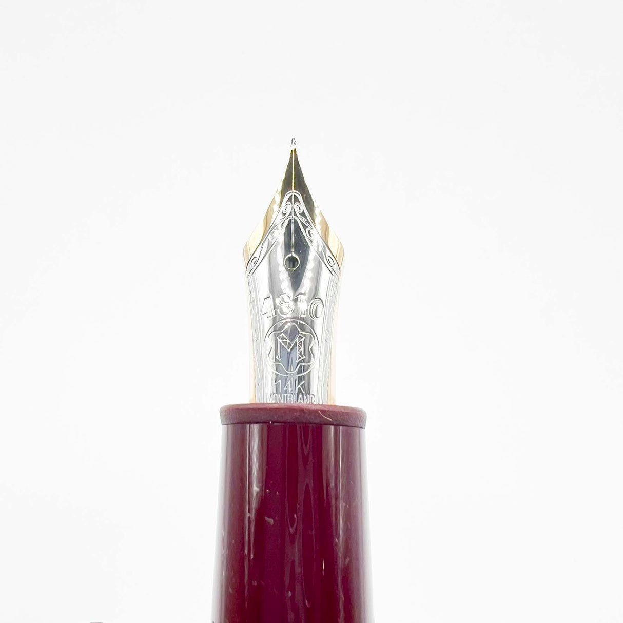 Montblanc Meisterstuck Bordeaux Resin #146 LeGrand Fountain Pen - Extra Fine 14kt Gold Nib