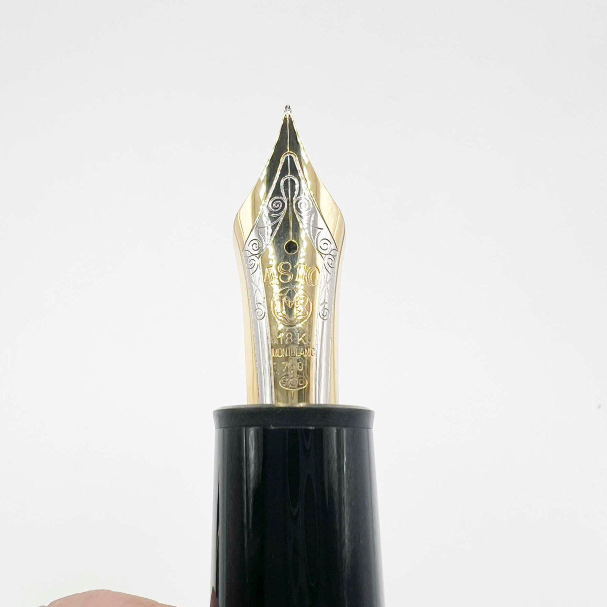 Montblanc Meisterstuck #149 (Largest) Fountain Pen - Extra Fine 18kt Gold Nib