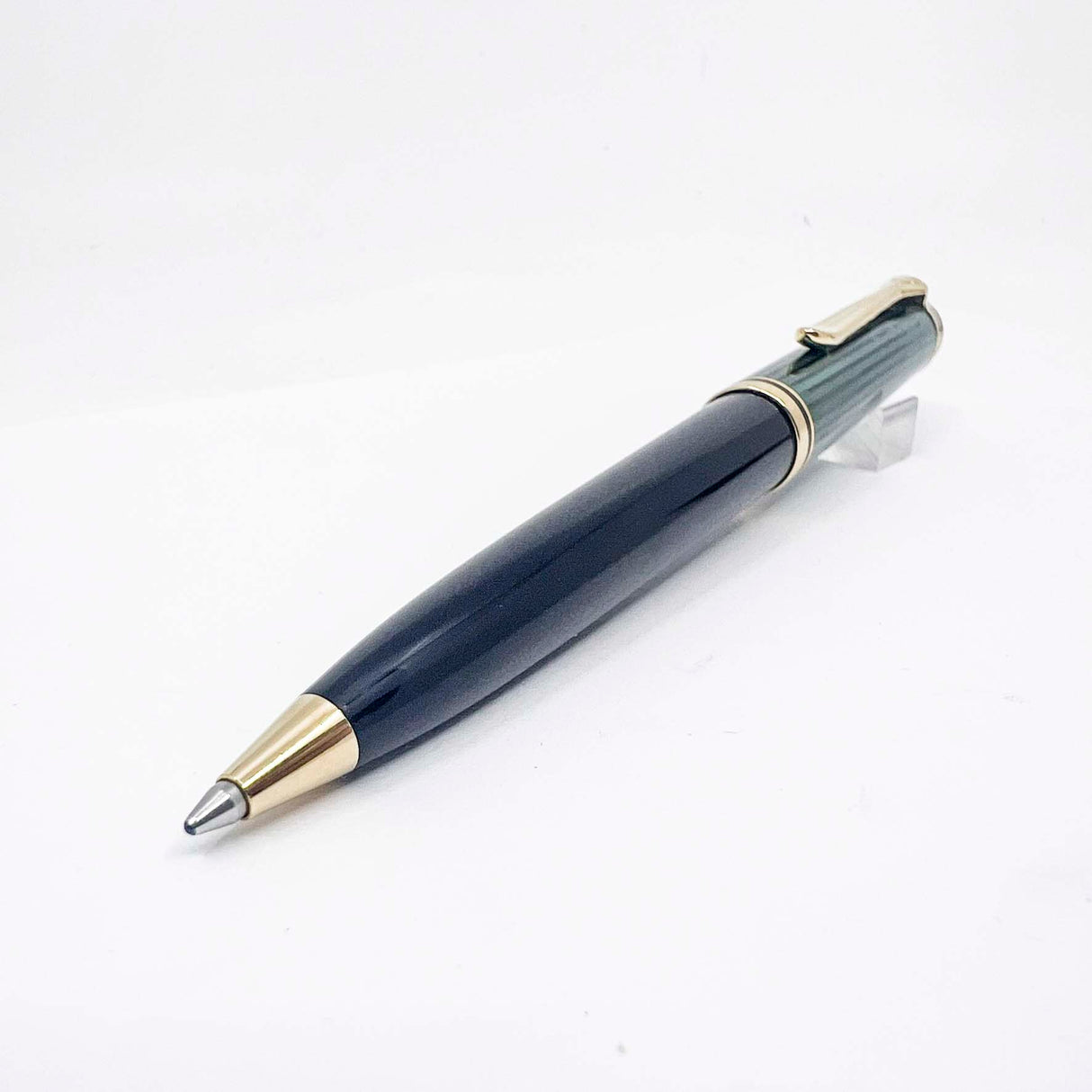 Pelikan K800 Ballpoint Pen - Black Barrel/Green Striped Cap