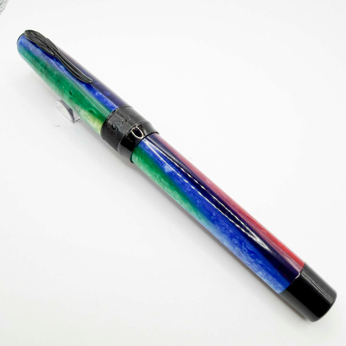 Pineider Arco Stilo Rainbow Fountain Pen Limited Edition La Grande Belezza - Fine 14kt Gold Quill Nib