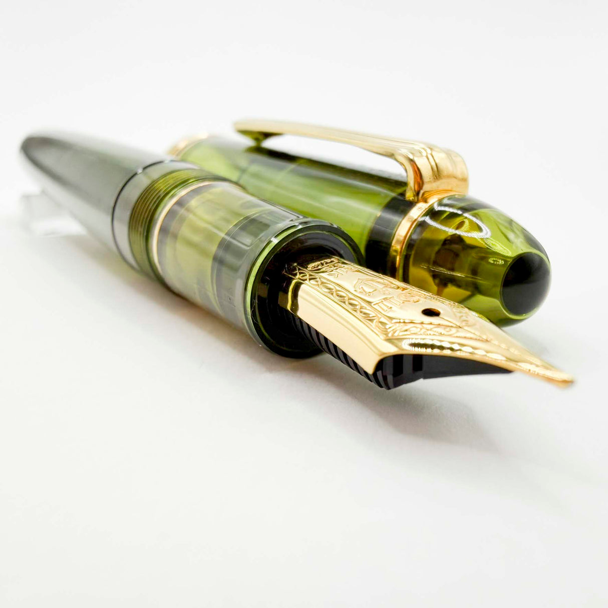 Sailor 1911L Large Kagero Green Limited Edition Fountain Pen (A 2020 Pen Boutique Exclusive) - Broad 21kt Gold Nib