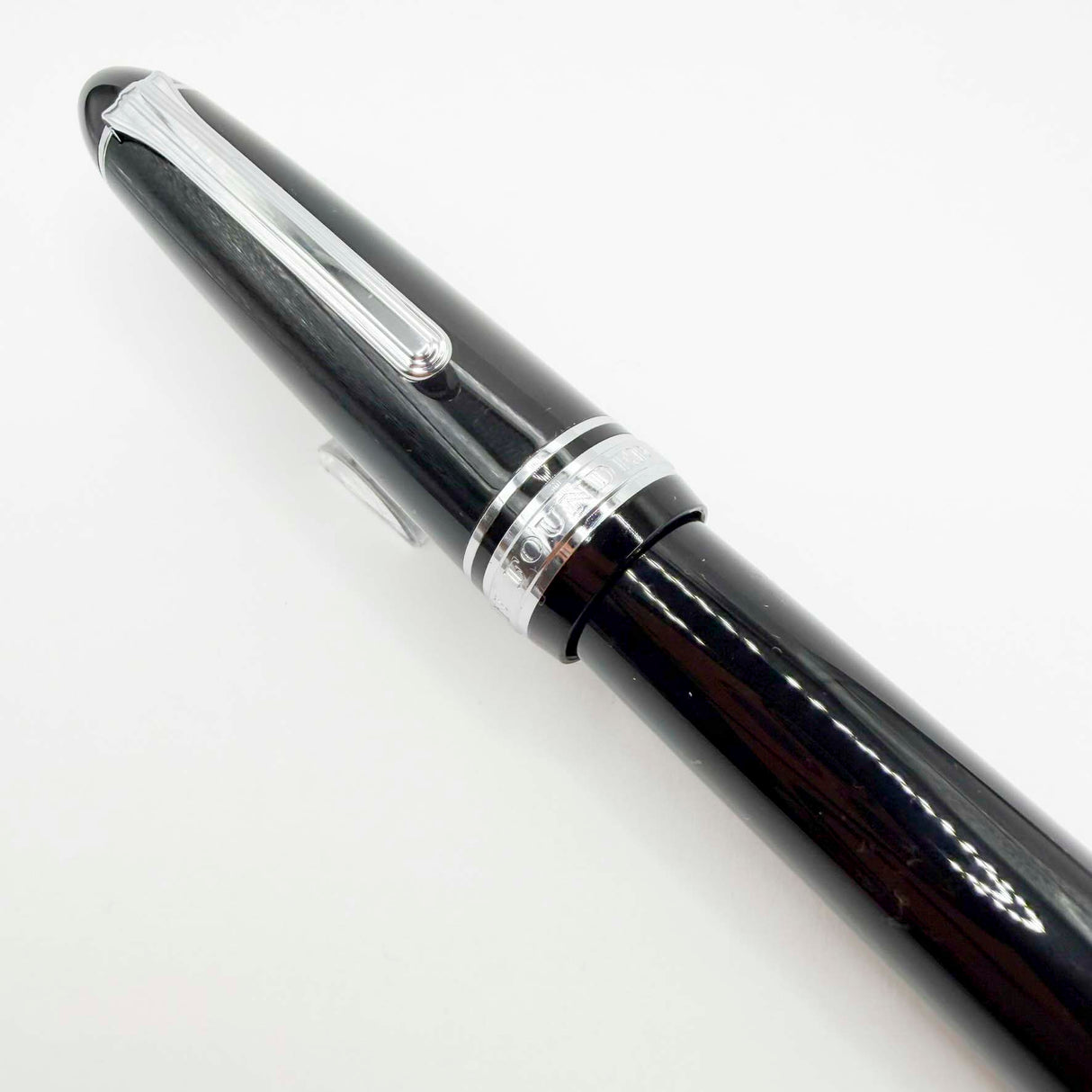 Sailor 1911L Large Black Fountain Pen - Broad 21kt Gold Nib