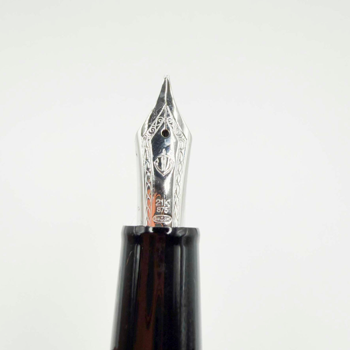 Sailor 1911L Large Black Fountain Pen - Broad 21kt Gold Nib