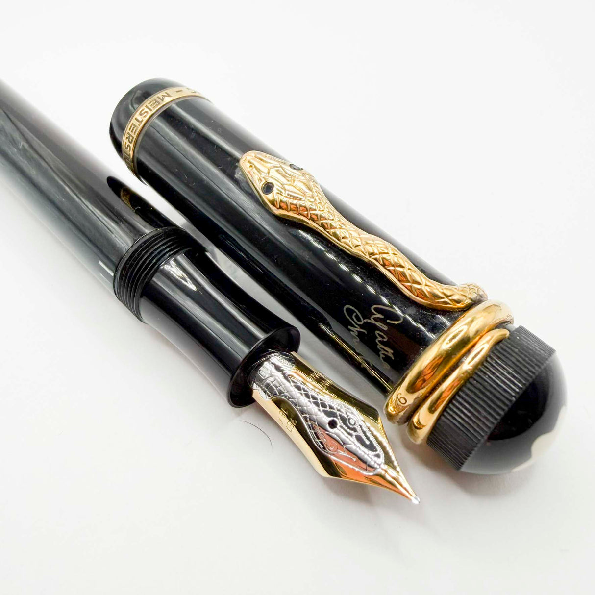 Montblanc Agatha Christie Vermeil Writer Series Limited Edition Fountain Pen - Fine 18kt Gold Nib