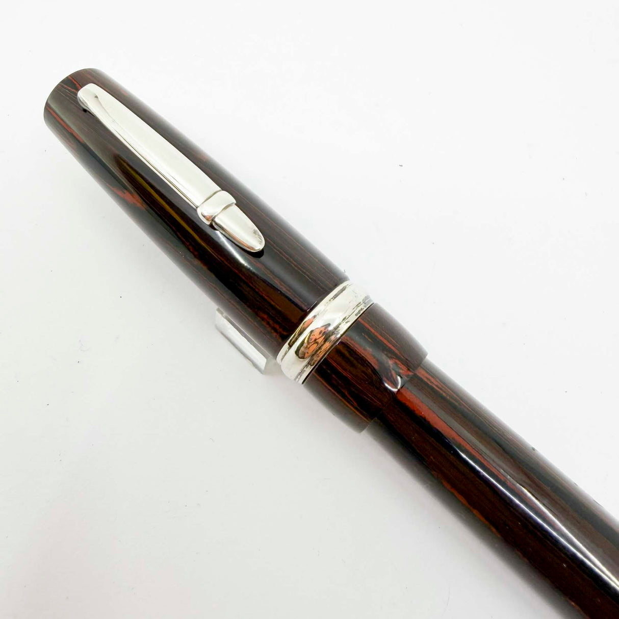 Stipula Novecento Woodgrain Ebonite Fountain Pen - Medium 18kt Gold Nib