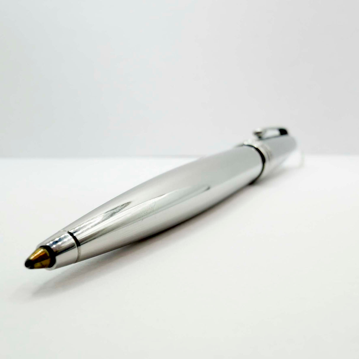 Montblanc Meisterstuck Solitaire Stainless Steel 164 Ballpoint Pen (No Pattern)