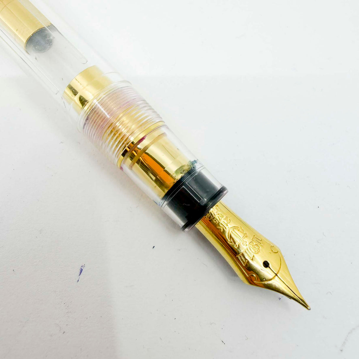 Sailor 1911L Large Transparent Demonstrator Fountain Pen - Medium 21kt Gold Nib
