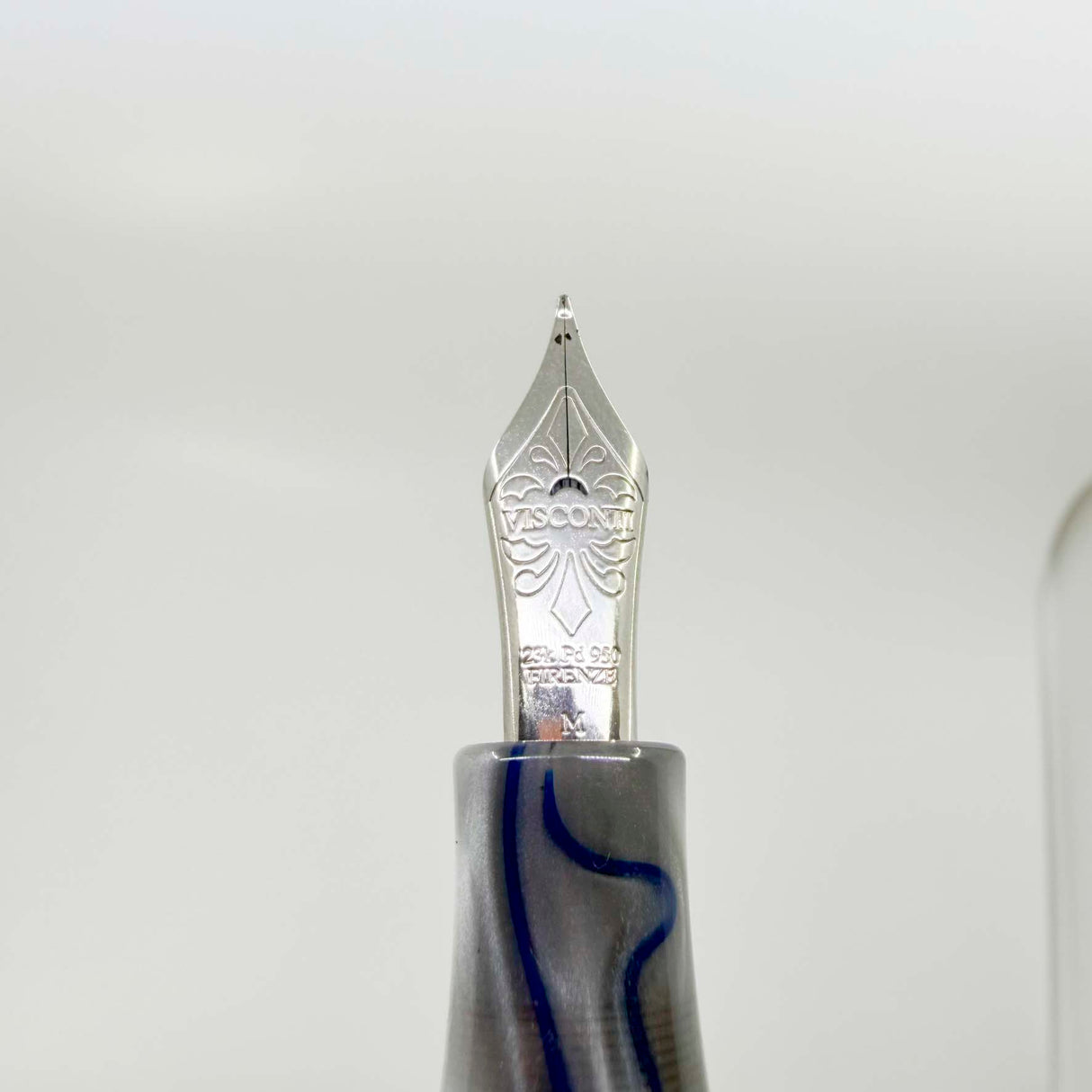 Visconti Voyager Demonstrator Limited Edition Fountain Pen - Flexible Medium 23K Palladium Nib