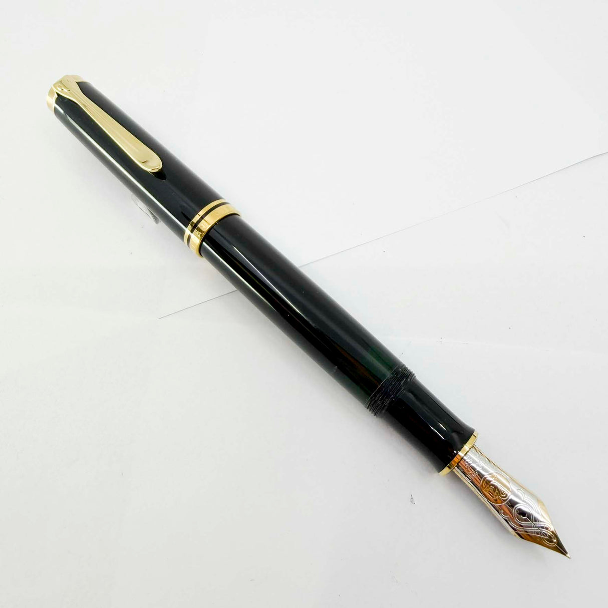 Pelikan Souveran M1000 Black Fountain Pen with Gold-Plated Trim- Semi-Flexible Extra Fine 18kt Gold Nib