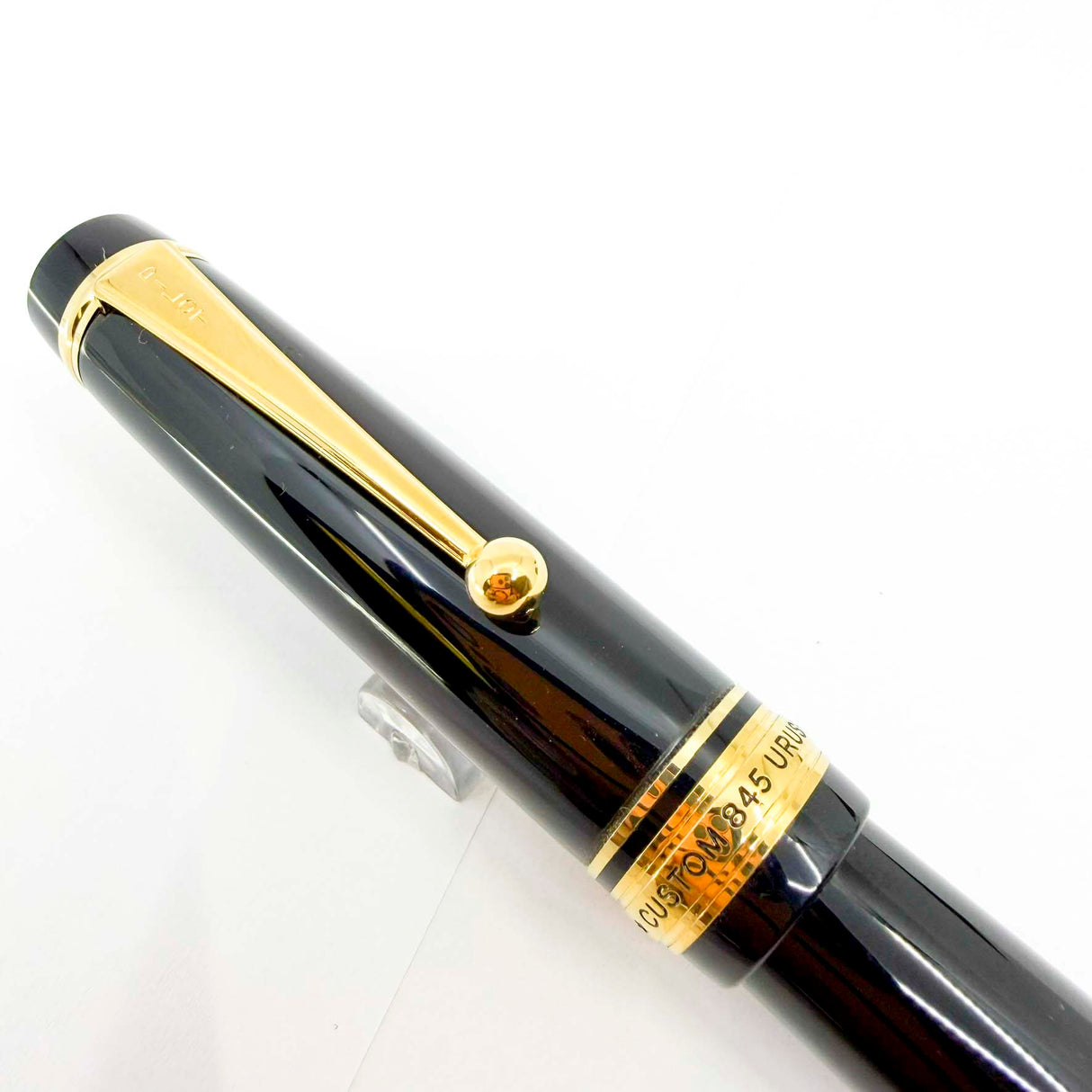 Pilot Custom 845 Black Urushi Fountain Pen (Earlier Style) - Broad 18kt Gold Nib