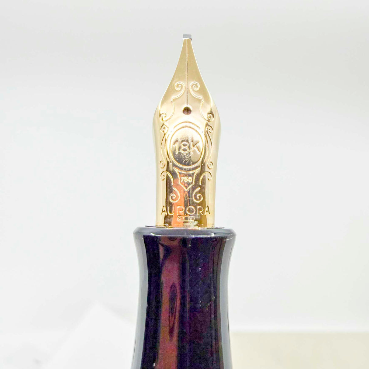 Aurora Guisseppe Verdi "Opera Doue" Limited Edition Fountain Pen - Medium Italic 18kt Gold Nib