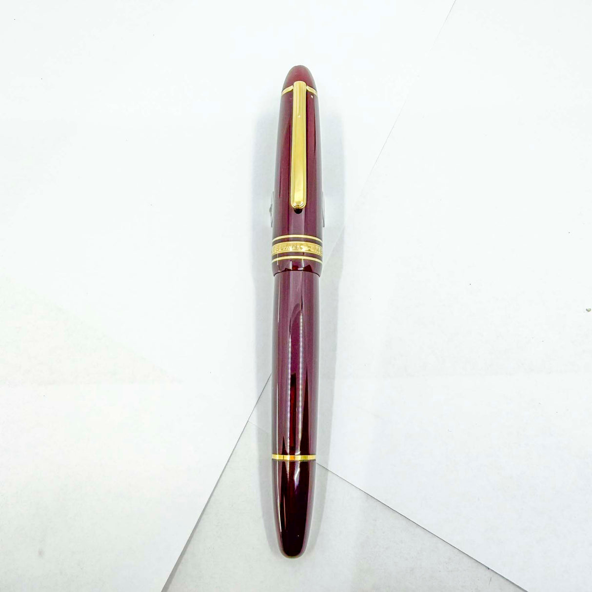 Montblanc Meisterstuck Bordeaux Resin #146 LeGrand Fountain Pen - Fine 14kt Gold Nib