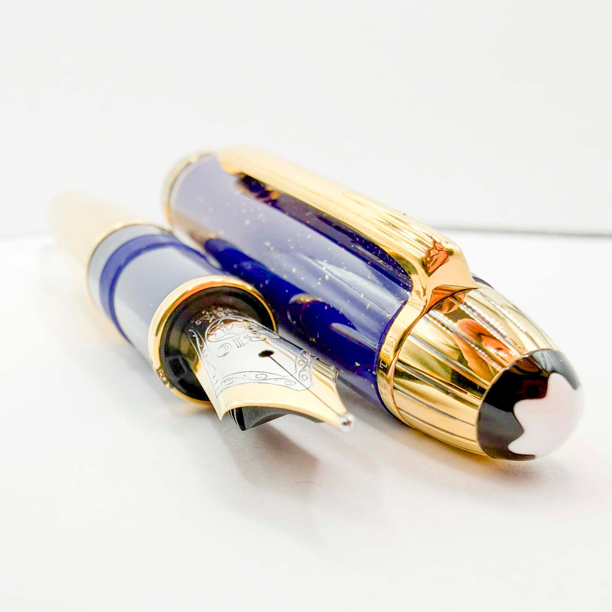 Montblanc Solitaire Ramses II Special Edition LeGrand #146 Lapia Lazuli & Gold Vermeil Fountain Pen - Flexible Fine 18kt Gold Nib