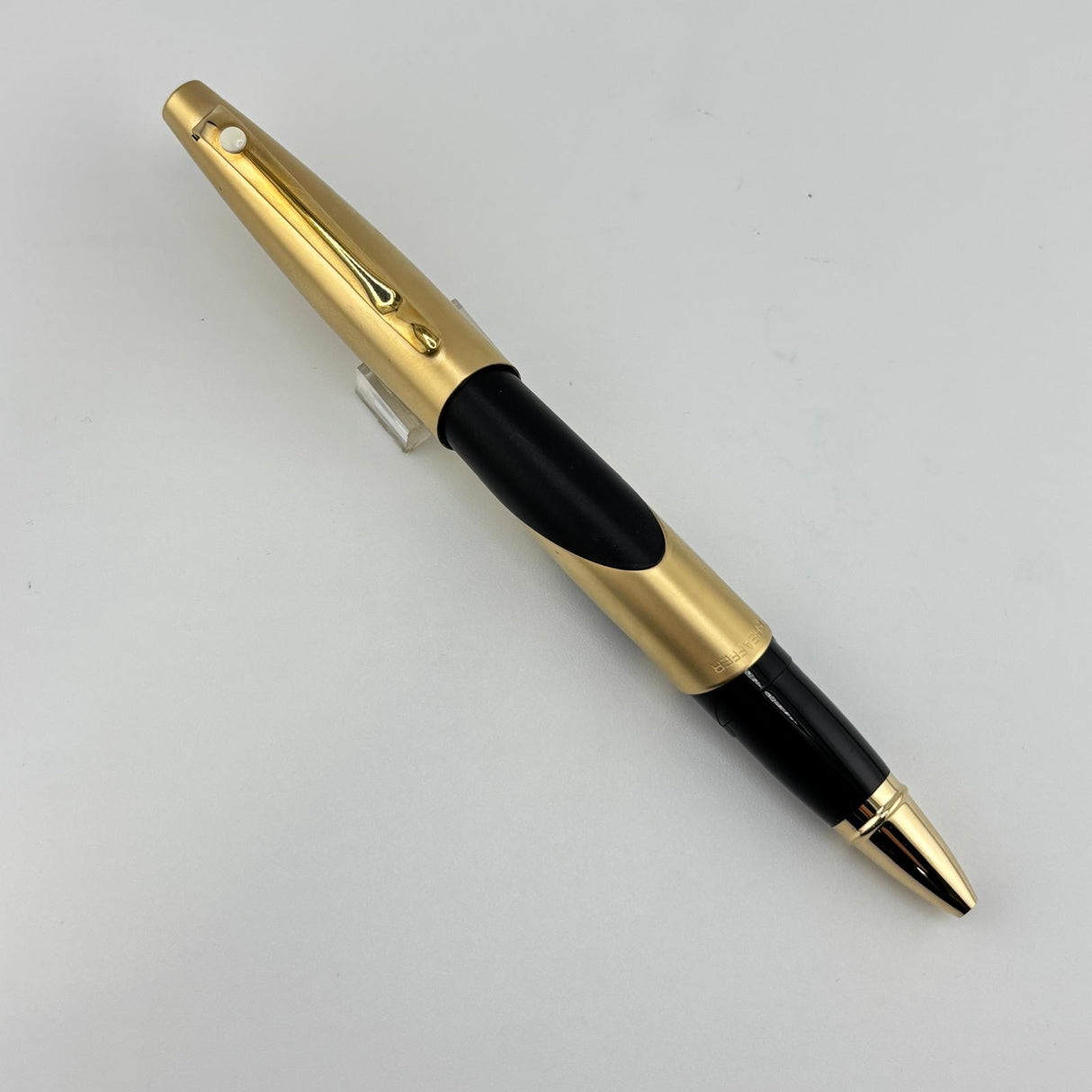 Sheaffer Vintage Intrigue GOLD AND BLACK - Rollerball Pen