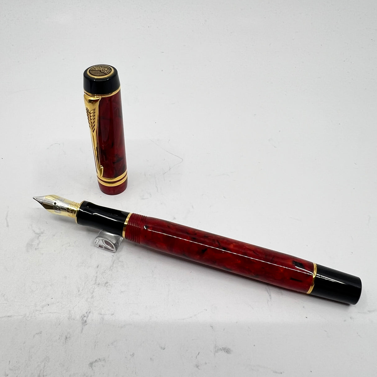 Parker International (Standard Size) Duofold Red Jasper Fountain Pen