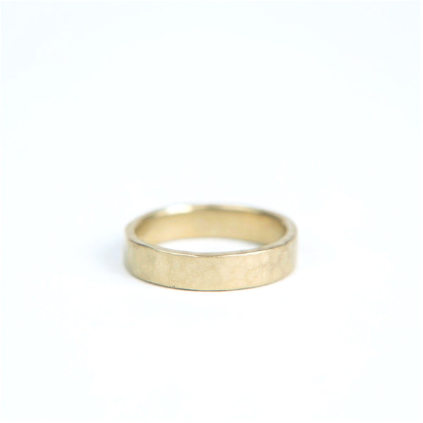 Black Barc - Jyun Band 4mm - 14k Yellow Gold, Size 7
