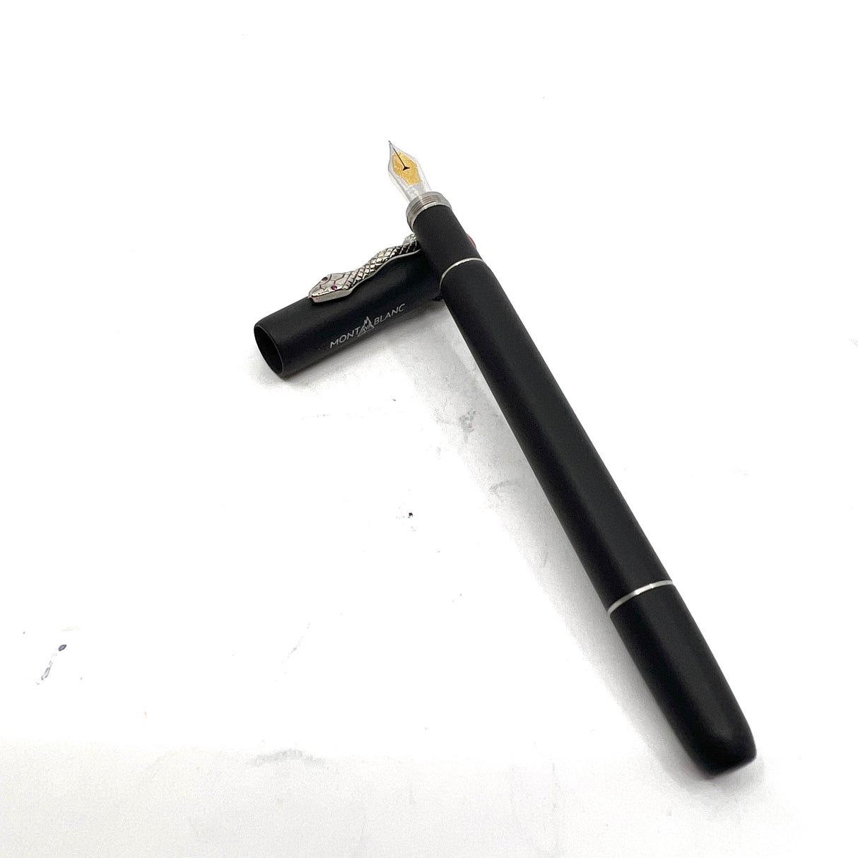 Montblanc Heritage Rouge et Noir Black Ebonite Limited Edition 1906 Fountain Pen