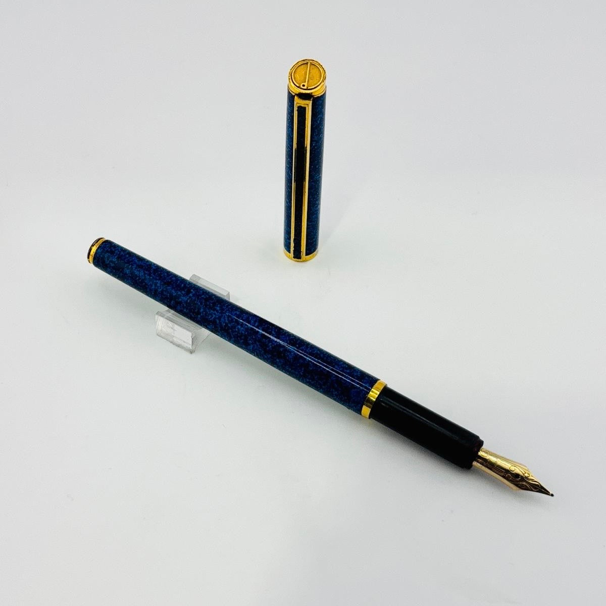Dunhill Slim Blue Lacquer Gold Nib 14K  - Fountain Pen