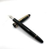 Montblanc #147 Traveler Black Resin LeGrand Meisterstuck Fountain Pen -  Broad Oblique (Profile of Left Foot) 18kt Gold Nib