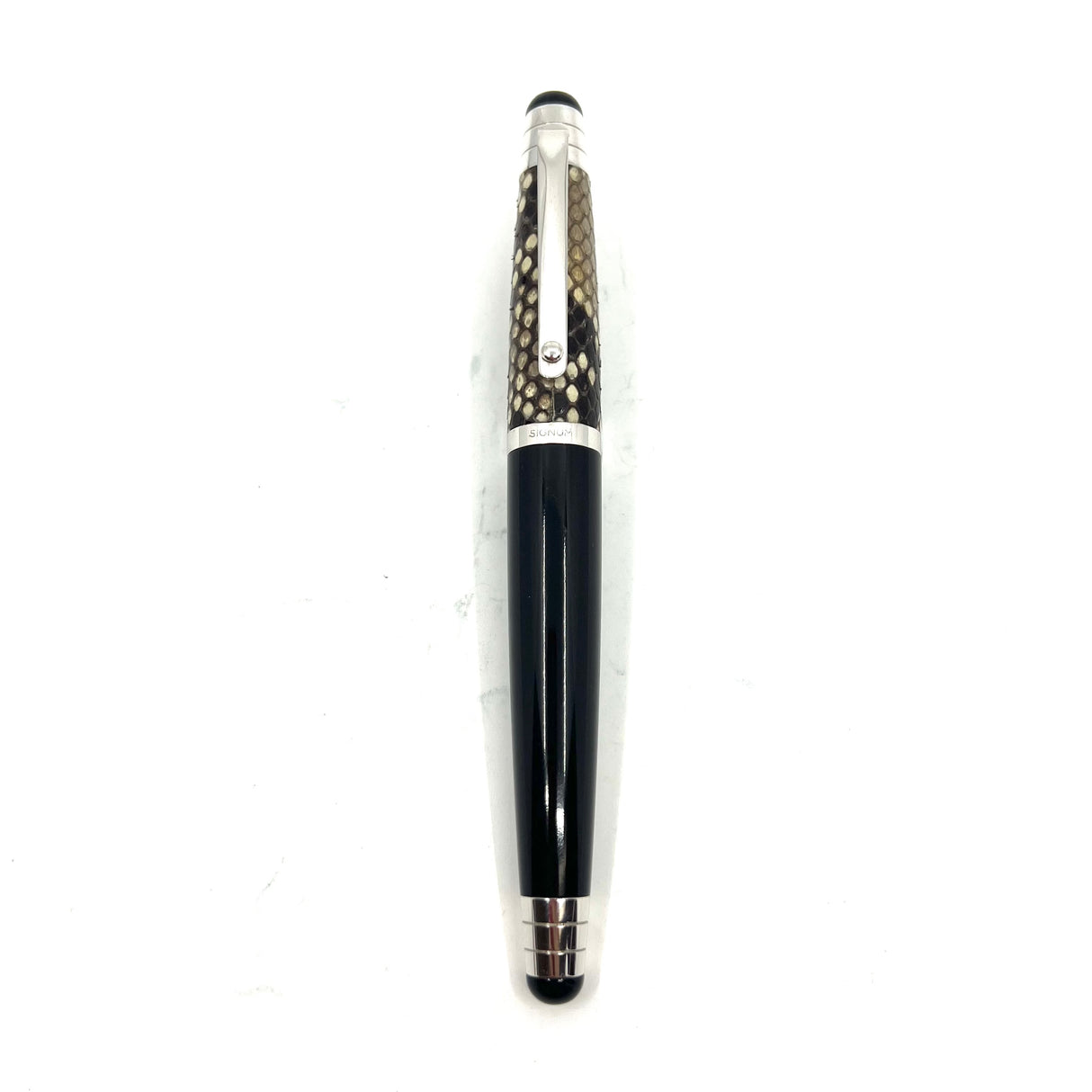 Signum (Italy) Nova Python - Black/Beige/Ivory Python Skin Fountain Pen