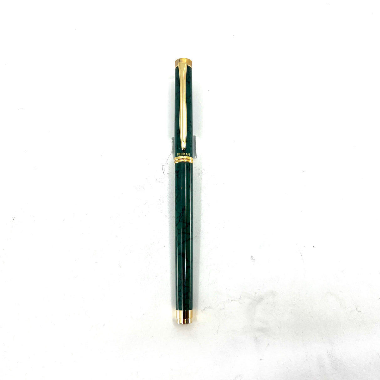 Pelikan Classic P381 Green Marbled Lacquer Slender Fountain Pen - Broad 14kt Gold Nib