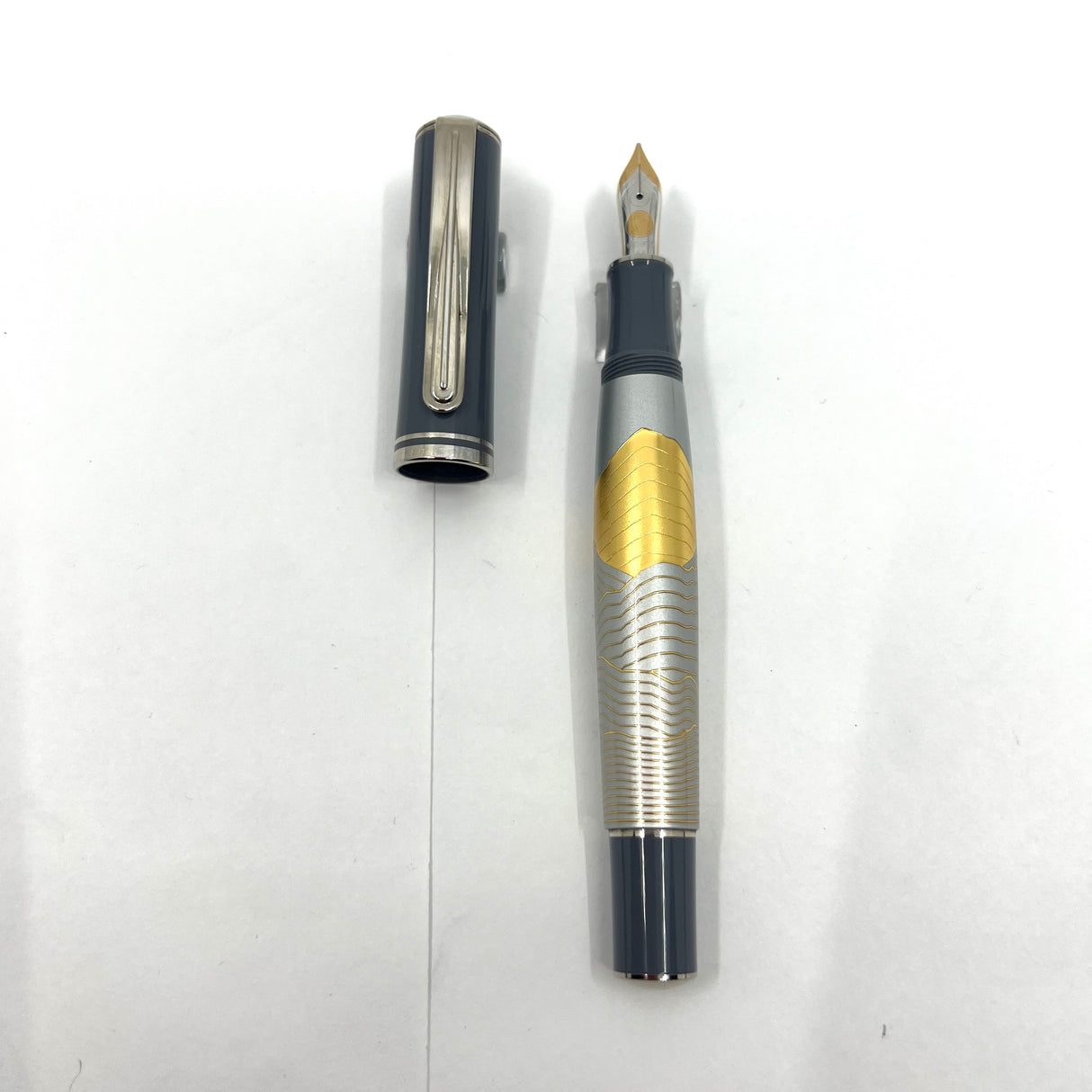 Pelikan M640 Mt. Everest Natural Beauty Fountain Pen