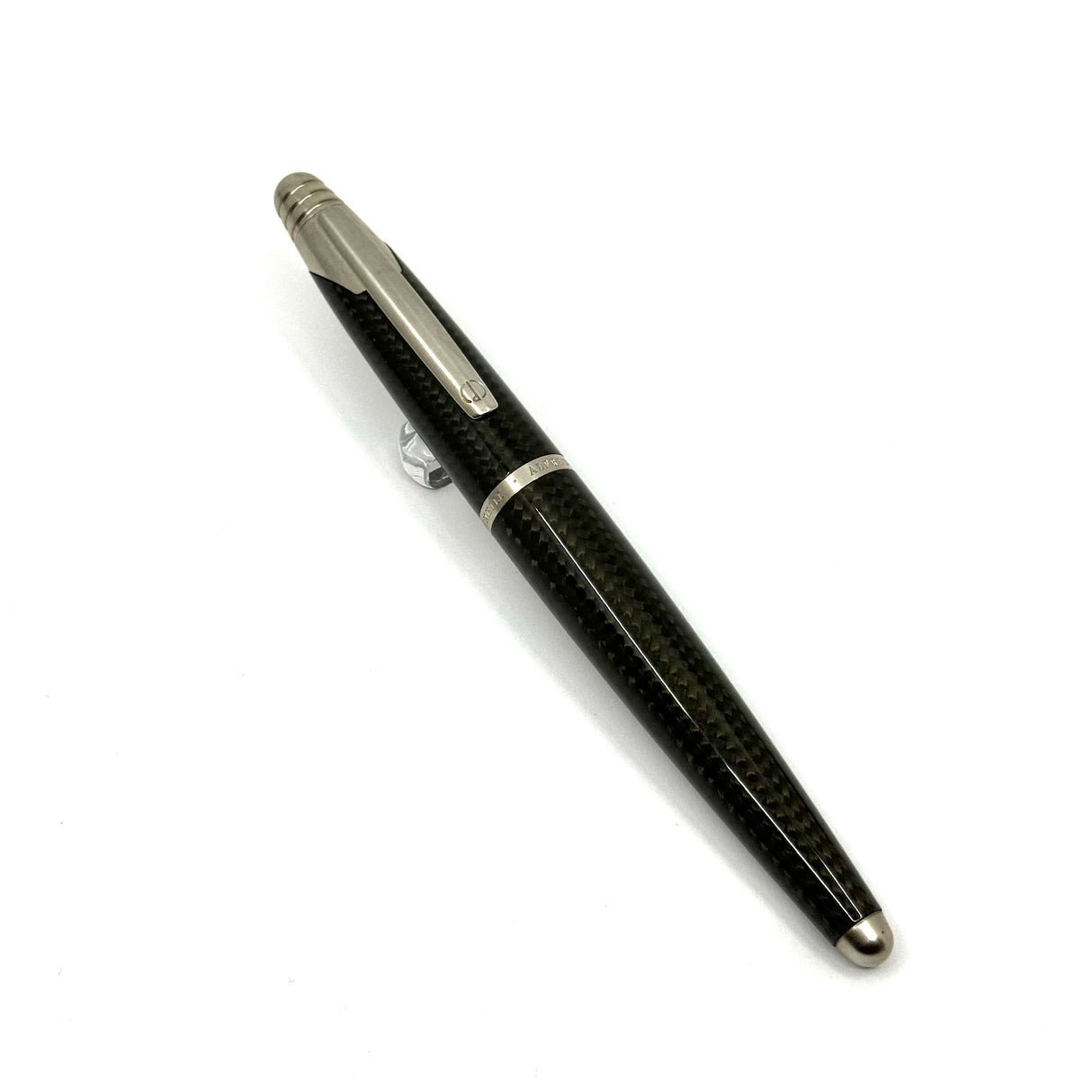 Dunhill AD2000 Carbon Fibre Large Fountain Pen  - Fine 18kt Gold Nib