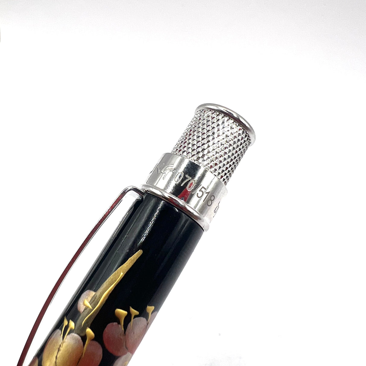 Retro 51 Ya-Ling (Cherry Blossoms) Hand-Lacquered Maki-e Limited Edition Tornado Rollerball