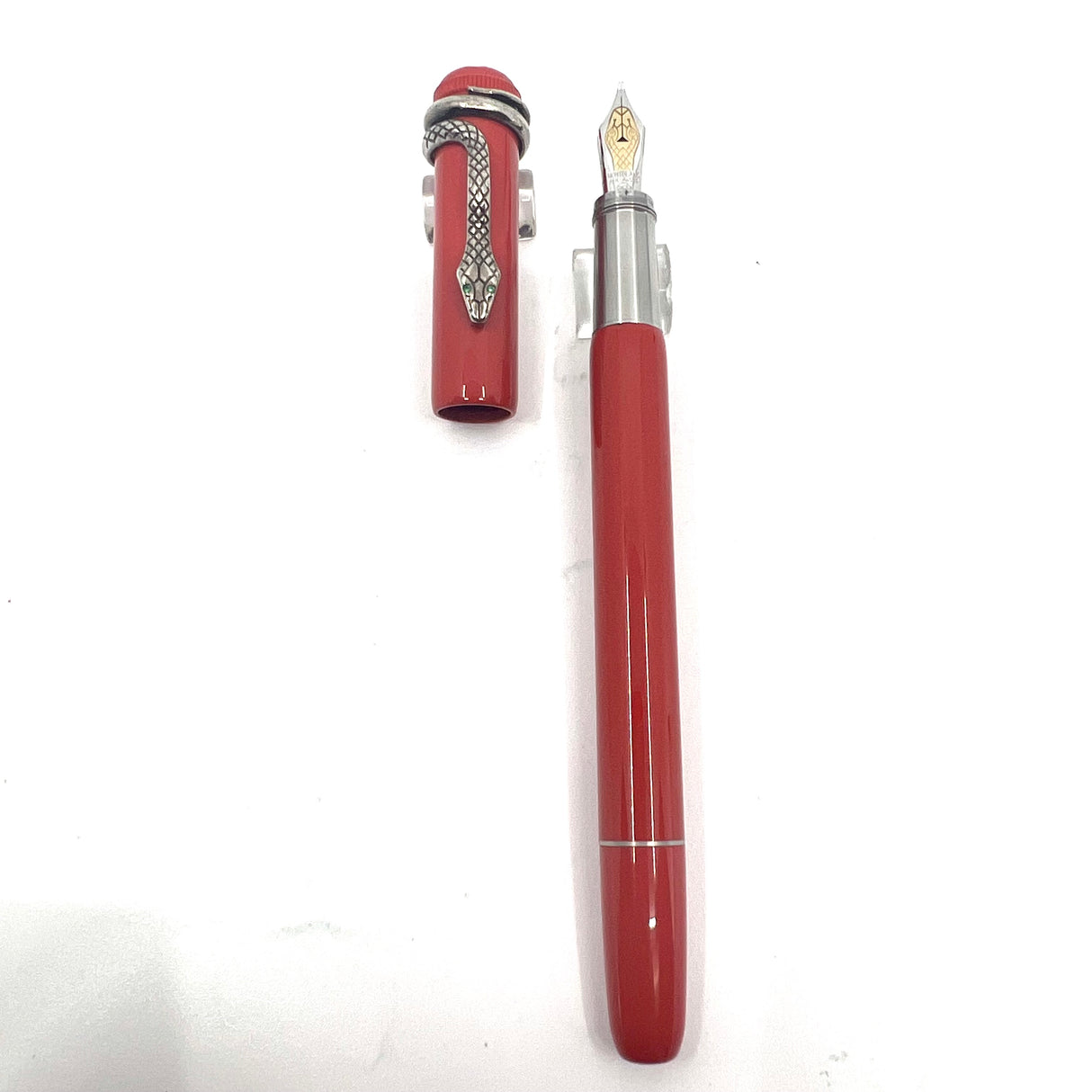 Montblanc Heritage Rouge et Noir Coral Special Edition Fountain Pen