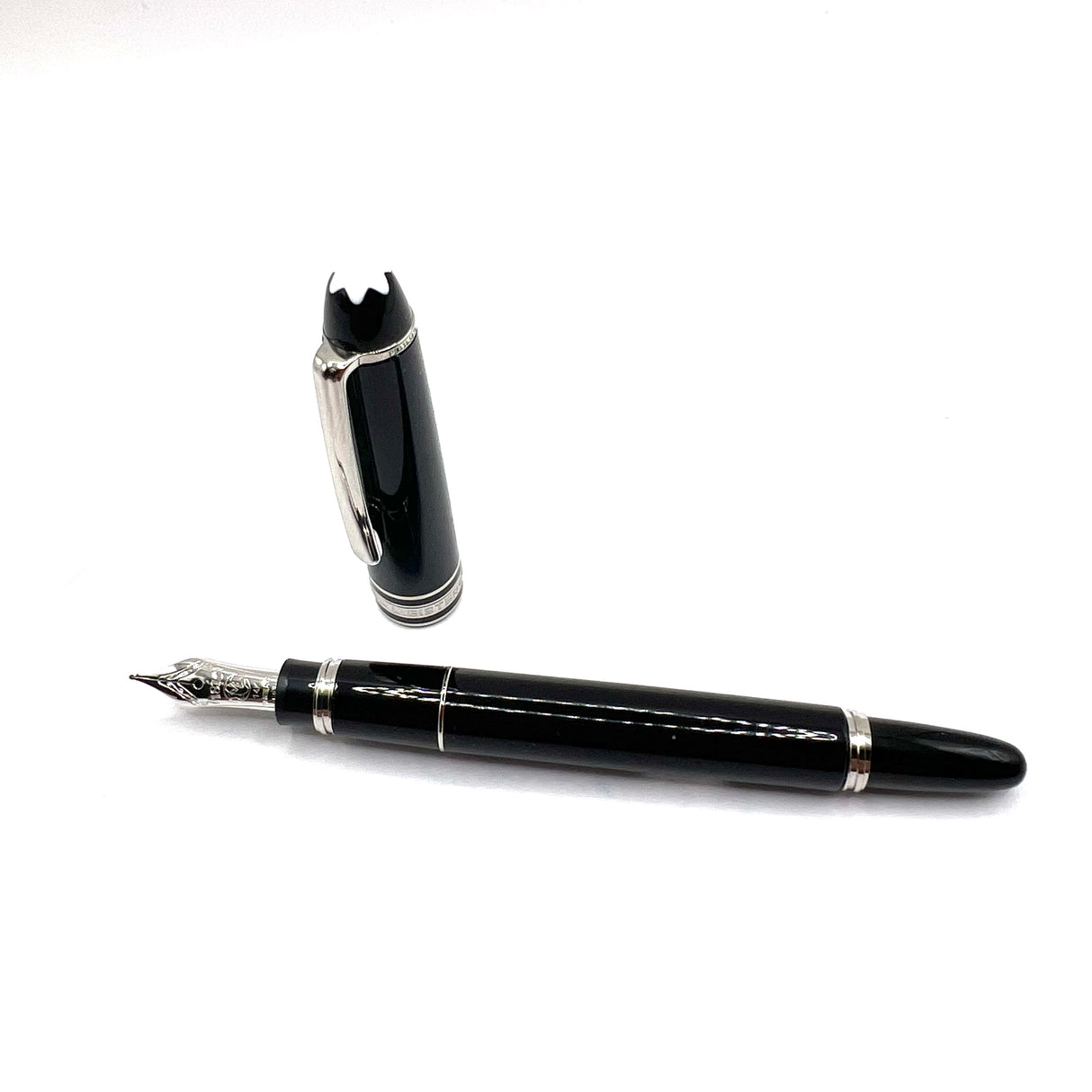 Montblanc Meisterstuck Mozart Black Resin Fountain Pen - Fine 14kt Gold Nib